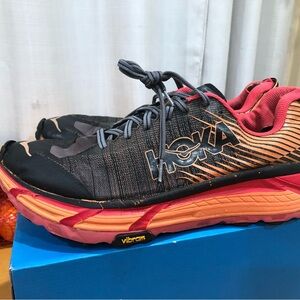 Black and Orange Athletic Shoes with Breathable Mesh and Thick Cushioning